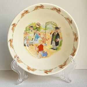 Bunnykins bowl by Royal Doulton English fine bone china with bunny rabbits VTG